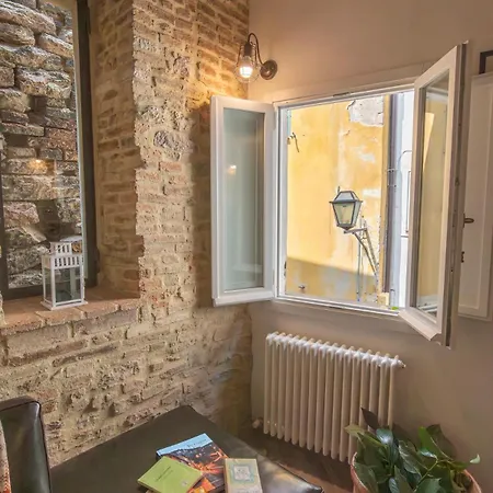 Stone Loft With Cozy Terrace Downtown Apartmán Perugia