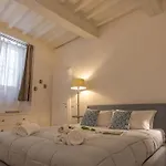 Appartamento Stone Loft With Cozy Terrace Downtown *