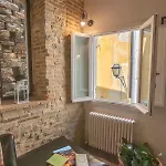 Stone Loft With Cozy Terrace Downtown Appartamento Perugia