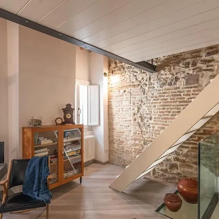 Stone Loft With Cozy Terrace Downtown