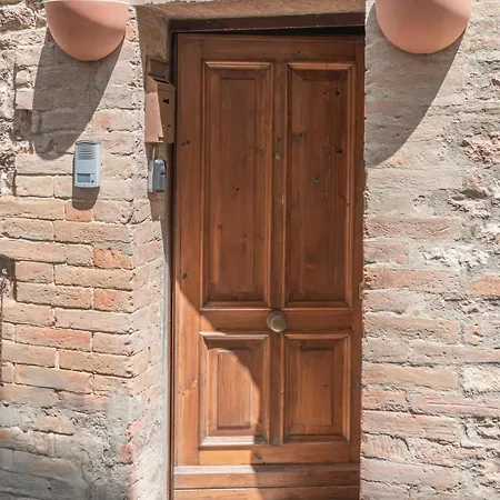 Stone Loft With Cozy Terrace Downtown Pérouse