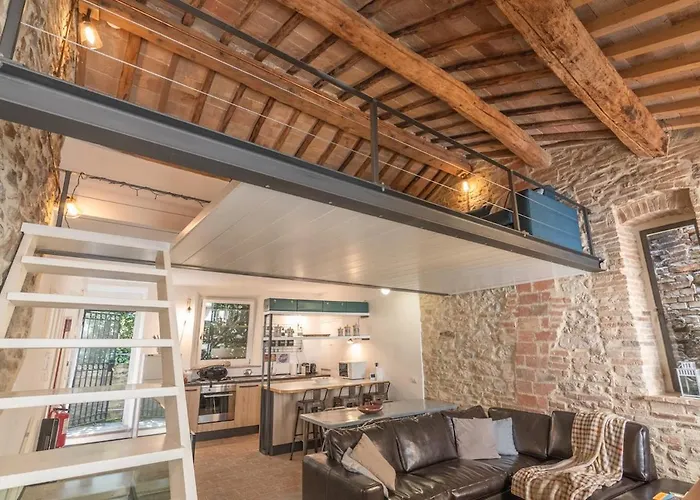 Stone Loft With Cozy Terrace Downtown بيرودجا