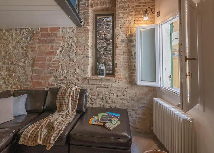 Stone Loft With Cozy Terrace Downtown *