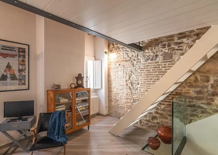 Stone Loft With Cozy Terrace Downtown